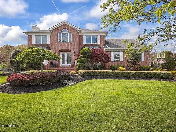 3rd image of 5 Grace Court