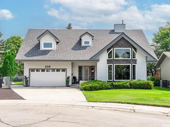 235 Sebestyen TERRACE, Saskatoon, SK S7K 6R8