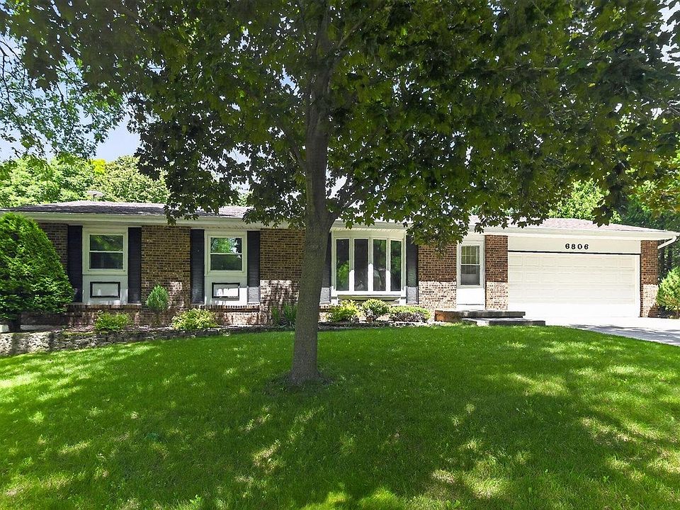 1st image of 6806 Stratford Dr