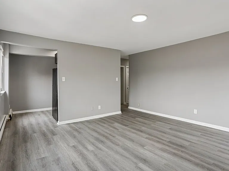 Mandela Apartments — Photo 5