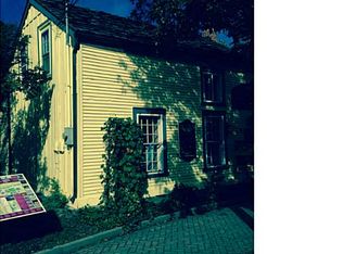 476 Center St, Lewiston, NY 14092