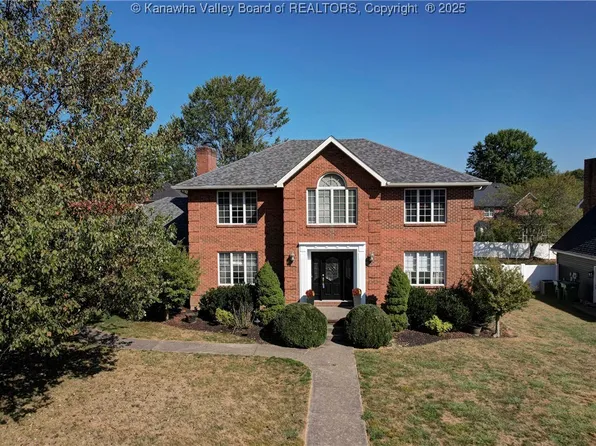 107 Gladewood Ln, Hurricane, WV 25526