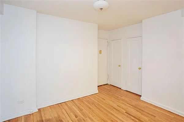 Sold by Ben Bay Realty Co. of Bay Ridge | media 16