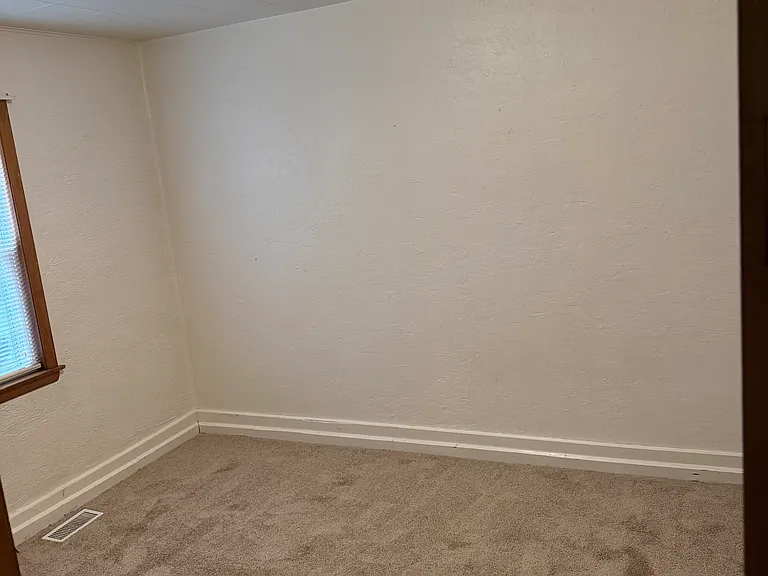 S70W13650 Tess Corners Dr #50 — Photo 6