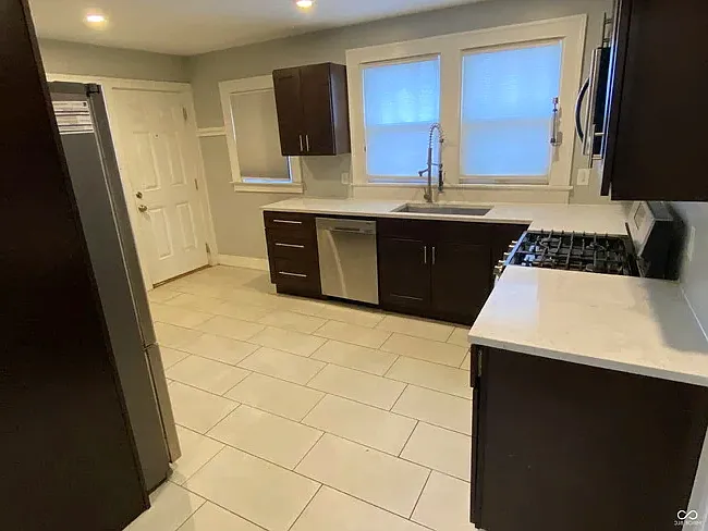 3043 N College Ave #MAIN — Photo 10