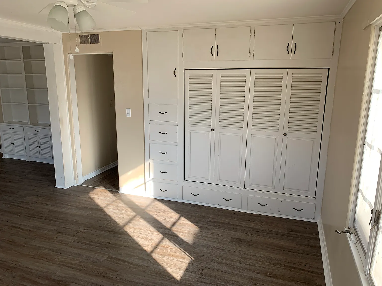 2 bed, 900 sqft, $525 — Photo 4