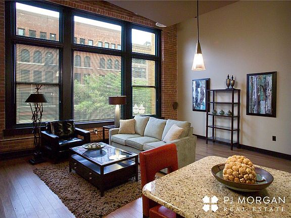 4th image of 515 S 12th St APT 330