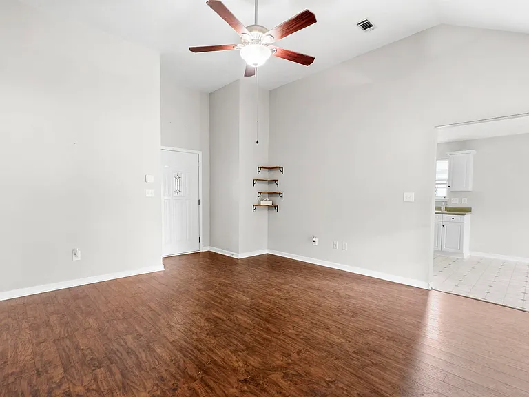 324 Tyson Glen Dr — Photo 11