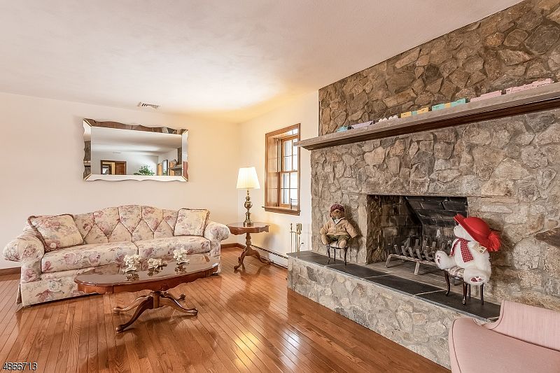 17 Burlinghoff Ln, Lebanon, NJ 08833 Zillow