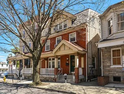 West Garrison Street