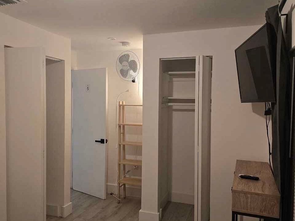 1st image of 1300 Collins Ave