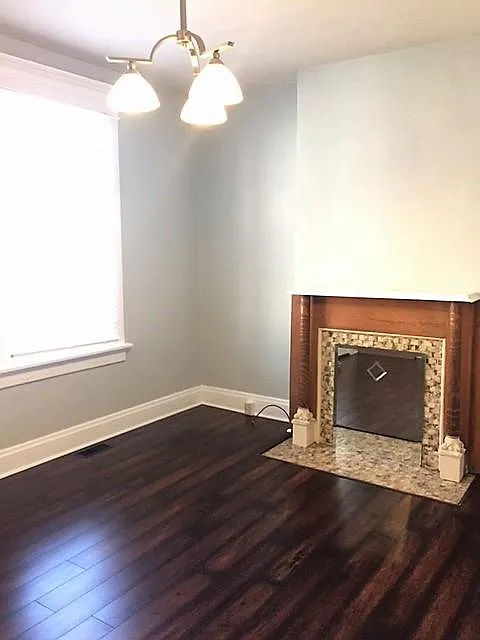 2 bed, 1080 sqft, $1,500 — Photo 1