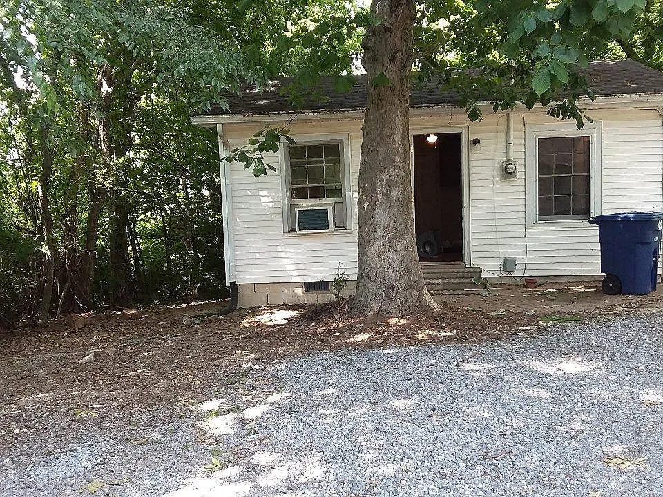 3801 Old Greenbrier Pike #B