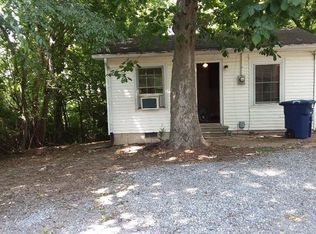 3801 Old Greenbrier Pike #B, Springfield, TN 37172