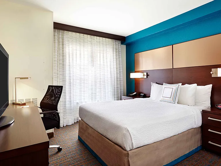 Executive Suite, 1 Bedroom - 1 Queen Bed
