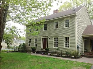 7 Balsam Ln, Falmouth, ME 04105