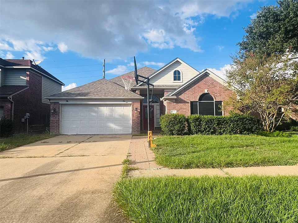 20210 Charlisa Springs Dr