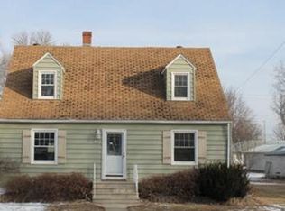 412 W Minnesota Ave, George, IA 51237