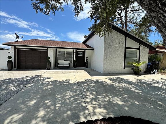 2nd image of 10114 BRIARWICK COURT