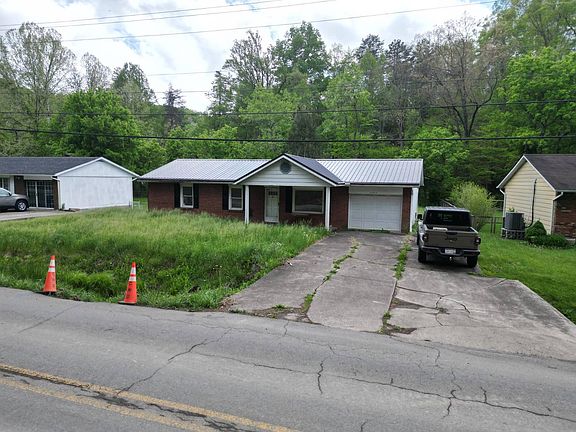 3rd image of 2442 Shopes Creek Rd