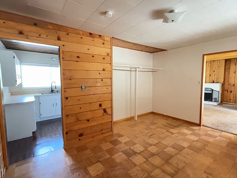 164 Cottonwood Ln — Photo 6