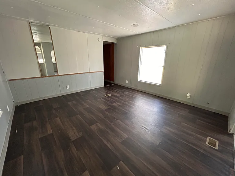 105 Scarlet Dr #20 — Photo 6