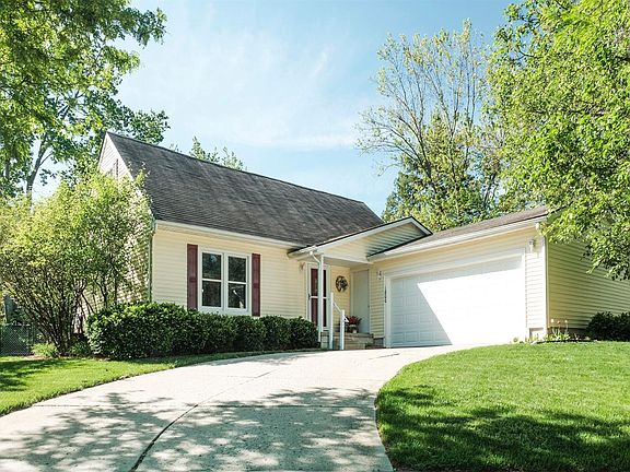 2nd image of 1800 Northbrook Dr