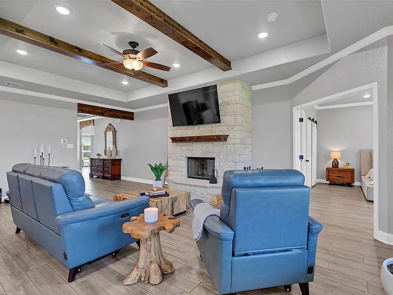 8508 Glade Dr — Photo 31