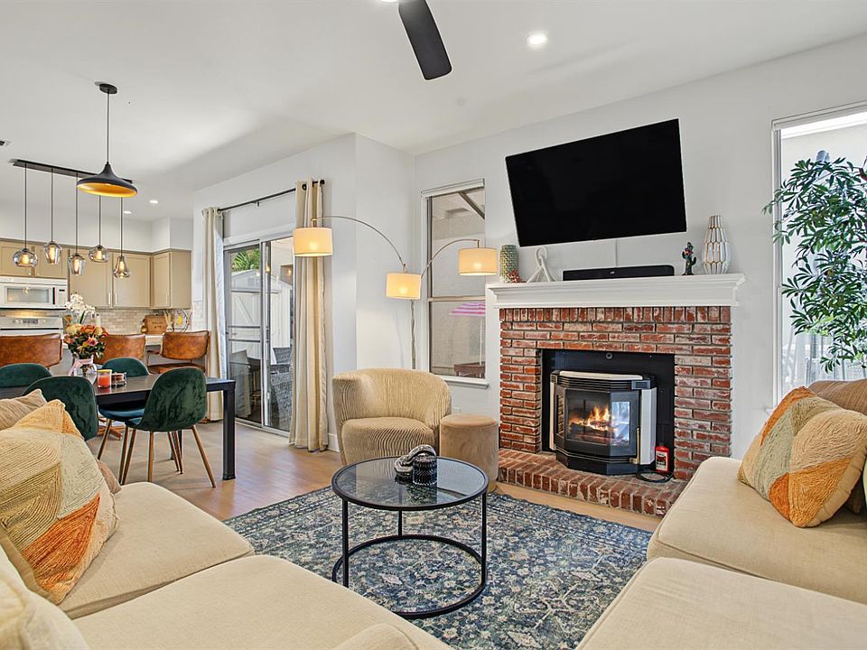 1st image of 604 Rigby Ct