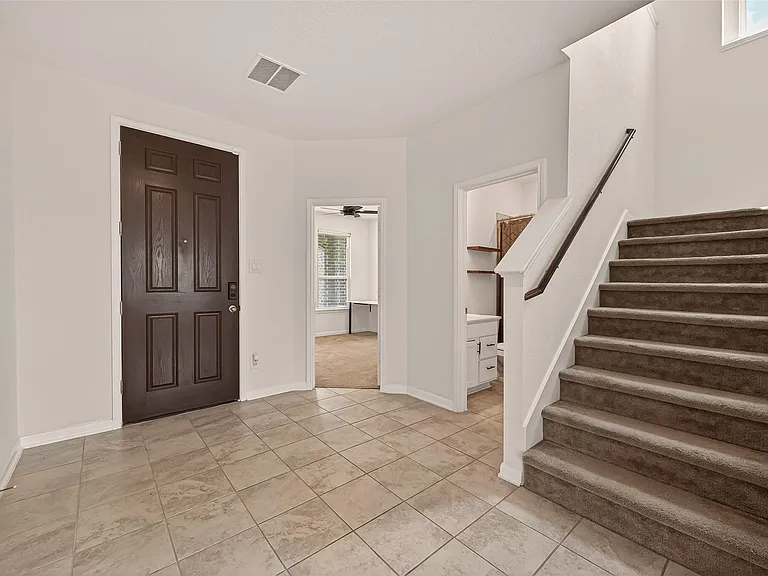 25526 Reign Wayman Ct — Photo 3