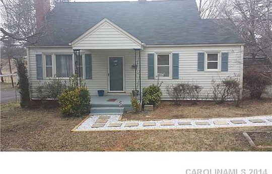 1st image of 706 Betty St