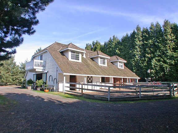 Barn & Apartment