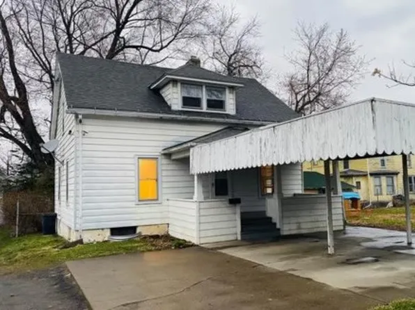 1310 Halls Ln, Elmira, NY 14901