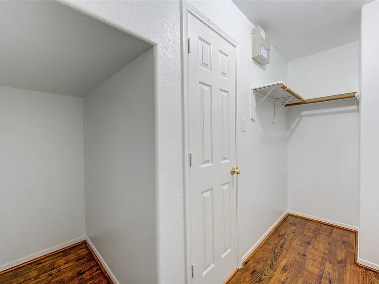 24626 Cornell Park Ln — Photo 31