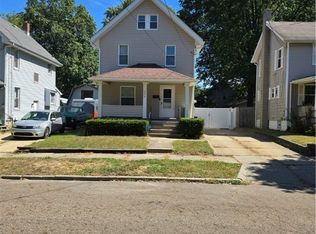 979 Neptune Ave, Akron, OH 44301