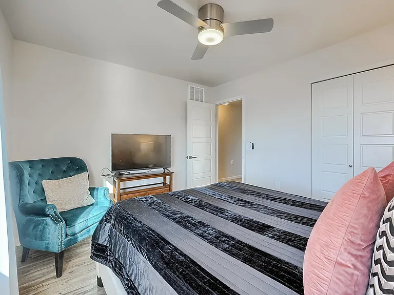5813 N Boston St — Photo 12