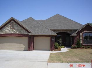 2808 Land Run, Moore, OK 73160