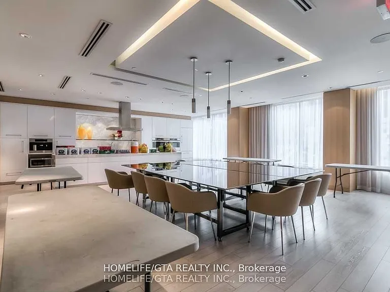 120 Harrison Garden Blvd #428 — Photo 22