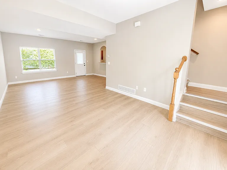 1857 N Orie Dr — Photo 5
