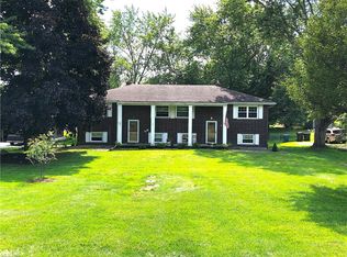 434 W Caston Rd, Akron, OH 44319