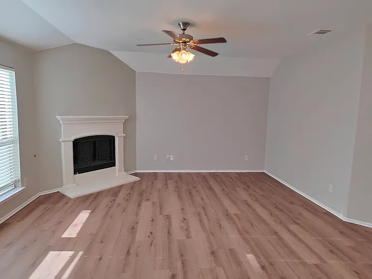 516 Rustic Oak Ln — Photo 15