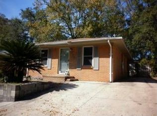608 32nd St, Niceville, FL 32578