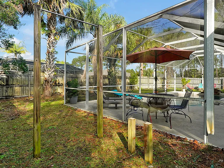 36 Pinetree Dr — Photo 40