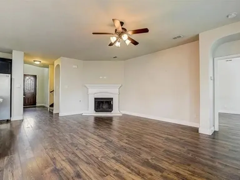 613 Cypress Hill Dr — Photo 7