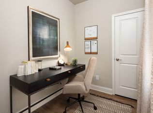 1000 Grant St UNIT 104, Stone Mountain, GA 30083