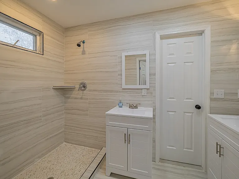 830 Market St — Photo 12