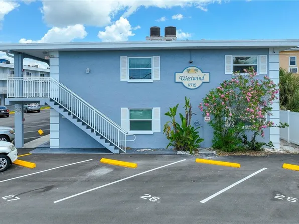 9715 Harrell Ave APT 24, Treasure Island, FL 33706