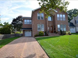 430 Mercer Ave, River Edge, NJ 07661