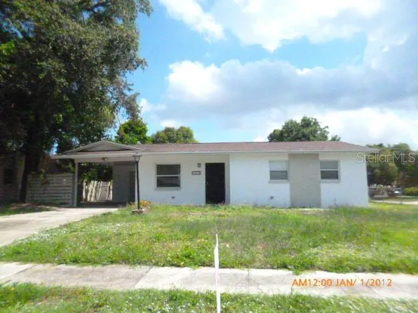 11013 Temple Ave, Seminole, FL 33772