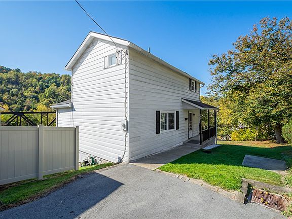 3rd image of 683 1st Ave